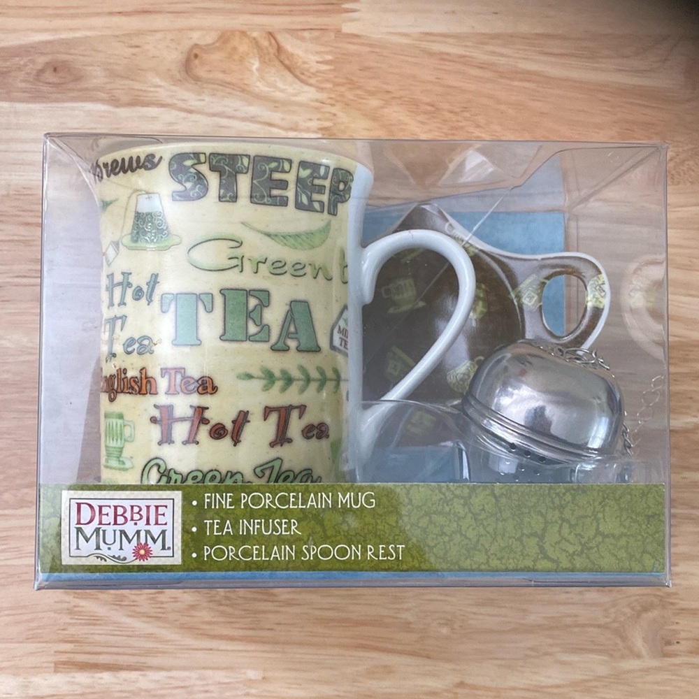 Debbie Mumm Tea Set: Porcelain Mug, Spoon Rest and Infuser